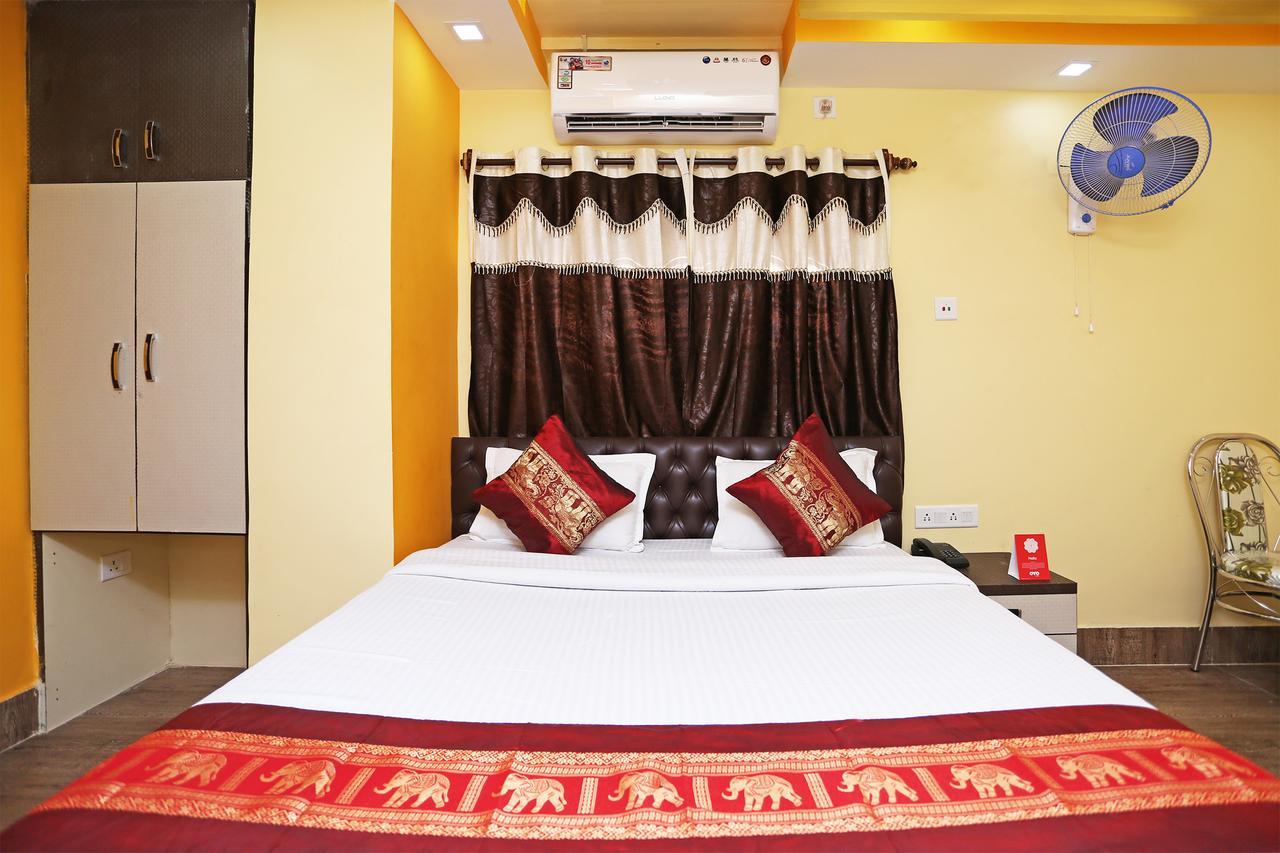 Oyo 9975 Hotel Asmeet Calcutta Exteriör bild
